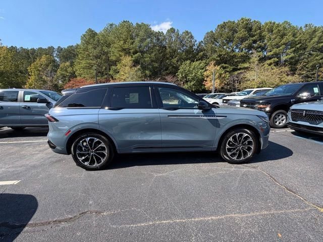 New 2026 Lincoln Nautilus Reserve image 6