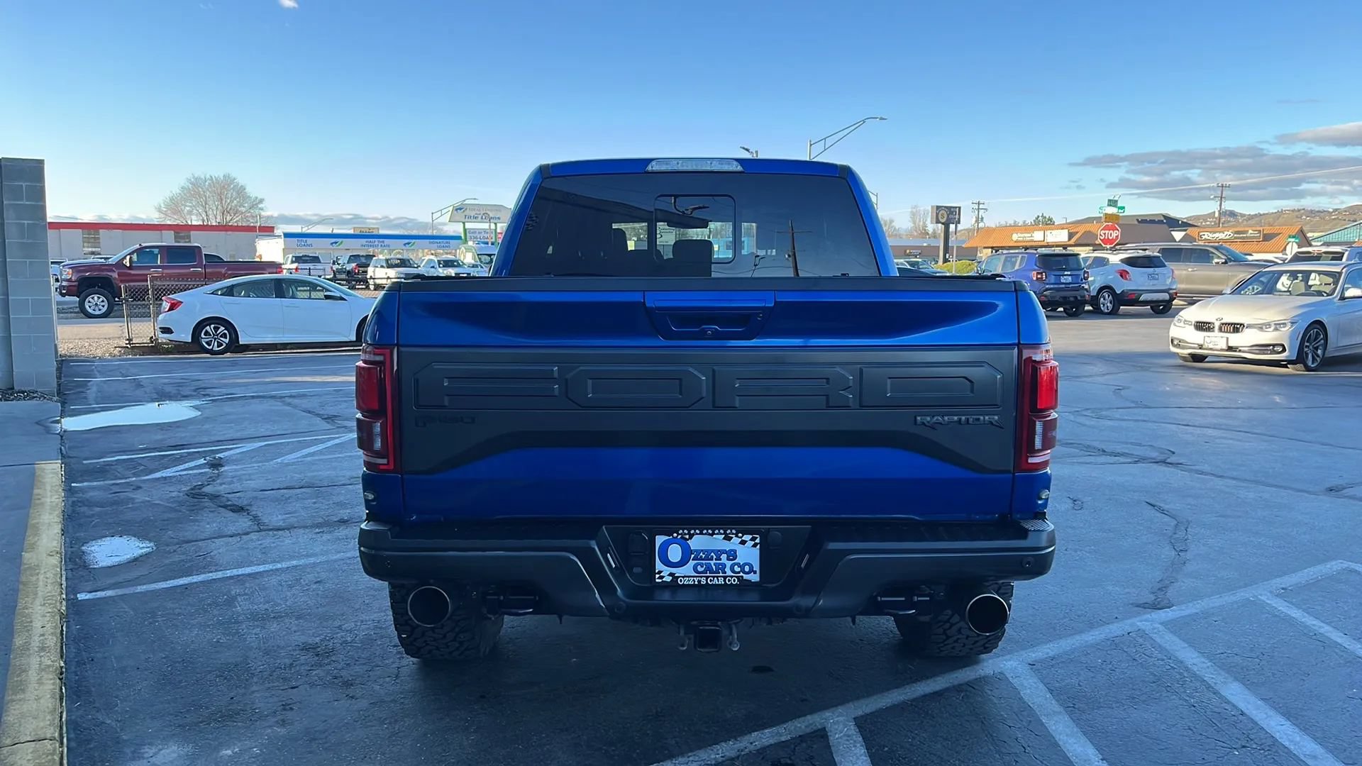 Used 2017 Ford F150 Raptor w/ Equipment Group 802A Luxury AWD/4WD image 4
