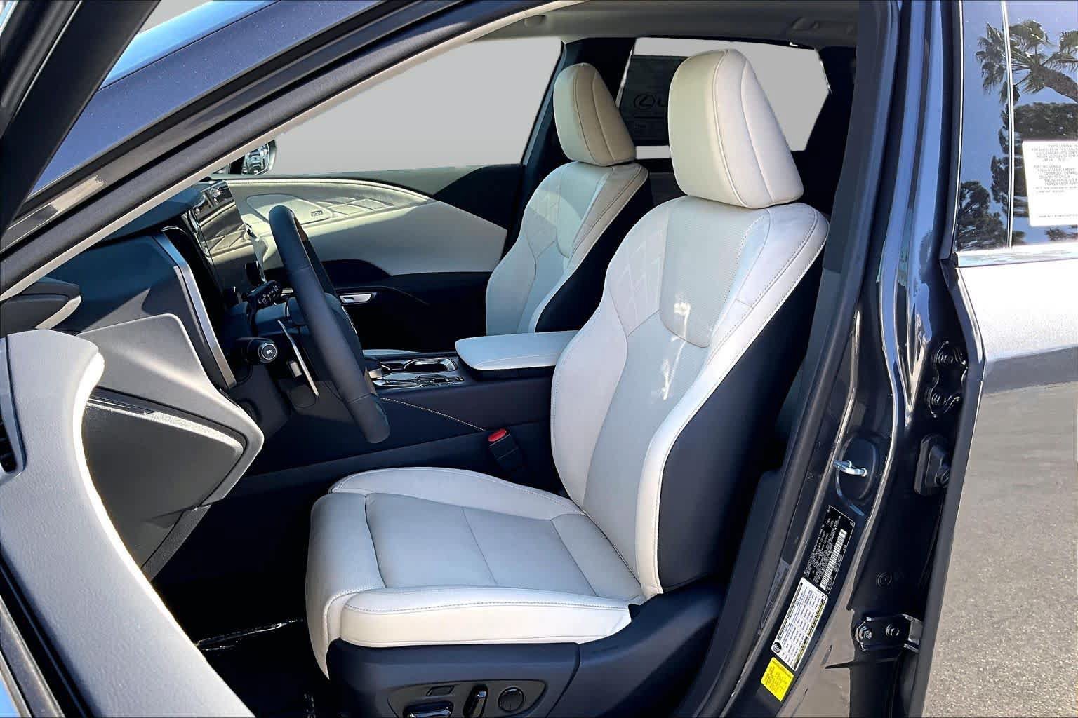 New 2026 Lexus RX 350 AWD/4WD image 18