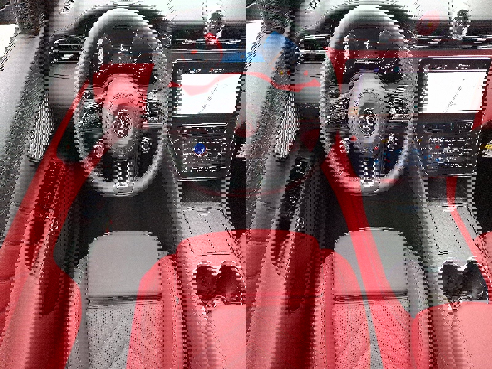 New 2025 Maserati Grecale Modena image 7