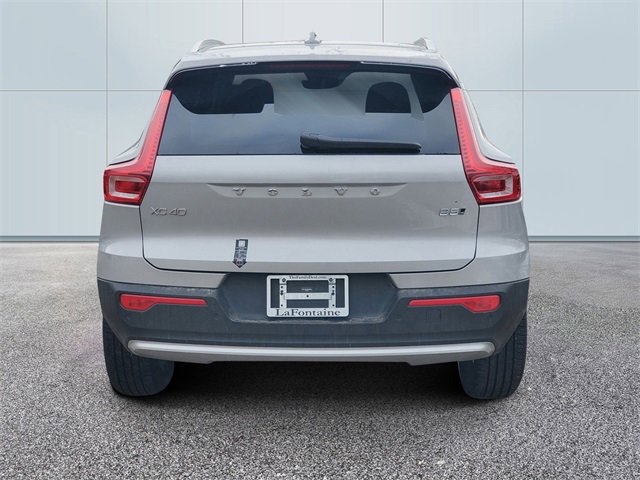 Used 2025 Volvo XC40 B5 Core w/ Protection Package Premier image 5