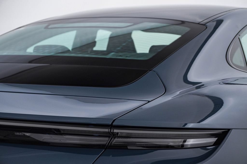 Certified 2025 Porsche Taycan AWD/4WD image 12