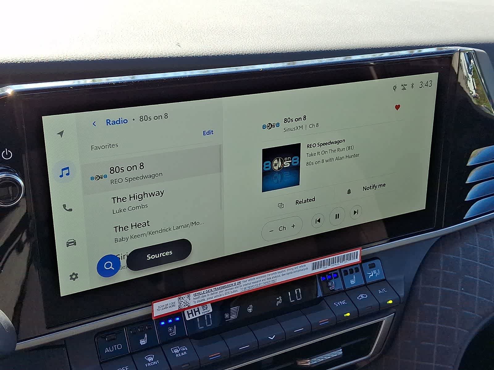 New 2026 Toyota Camry XLE AWD/4WD image 13