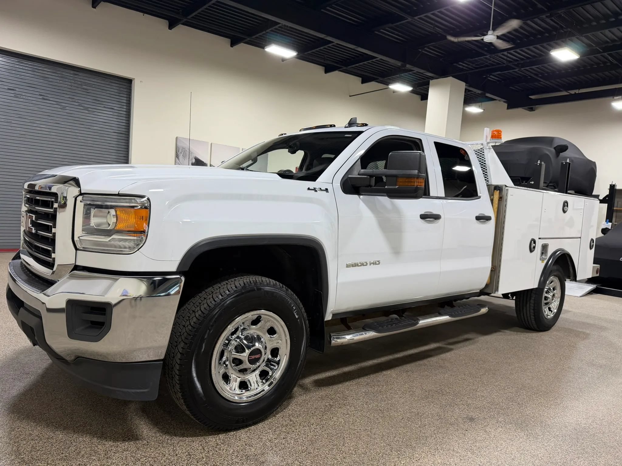 Used 2017 GMC Sierra 2500 4x4 Double Cab w/ Sierra Convenience Package image 13