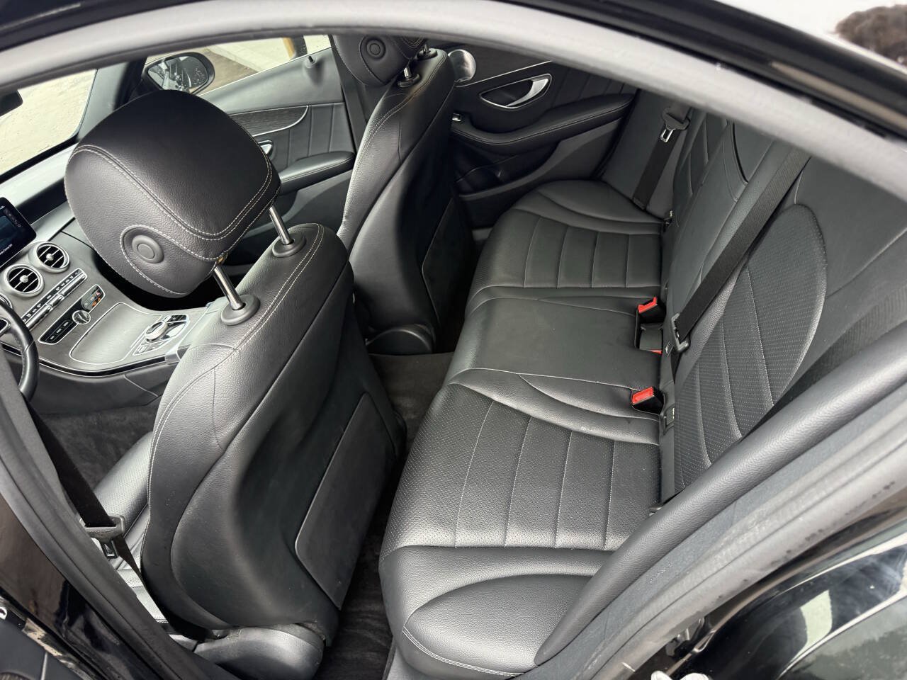 Used 2020 Mercedes-Benz C 300 4MATIC Sedan image 20