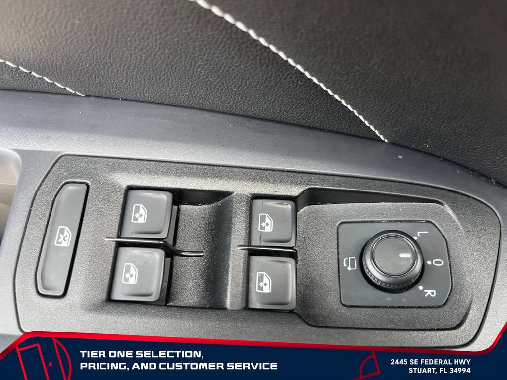 Used 2020 Volkswagen Atlas Cross Sport SEL Premium AWD/4WD image 12