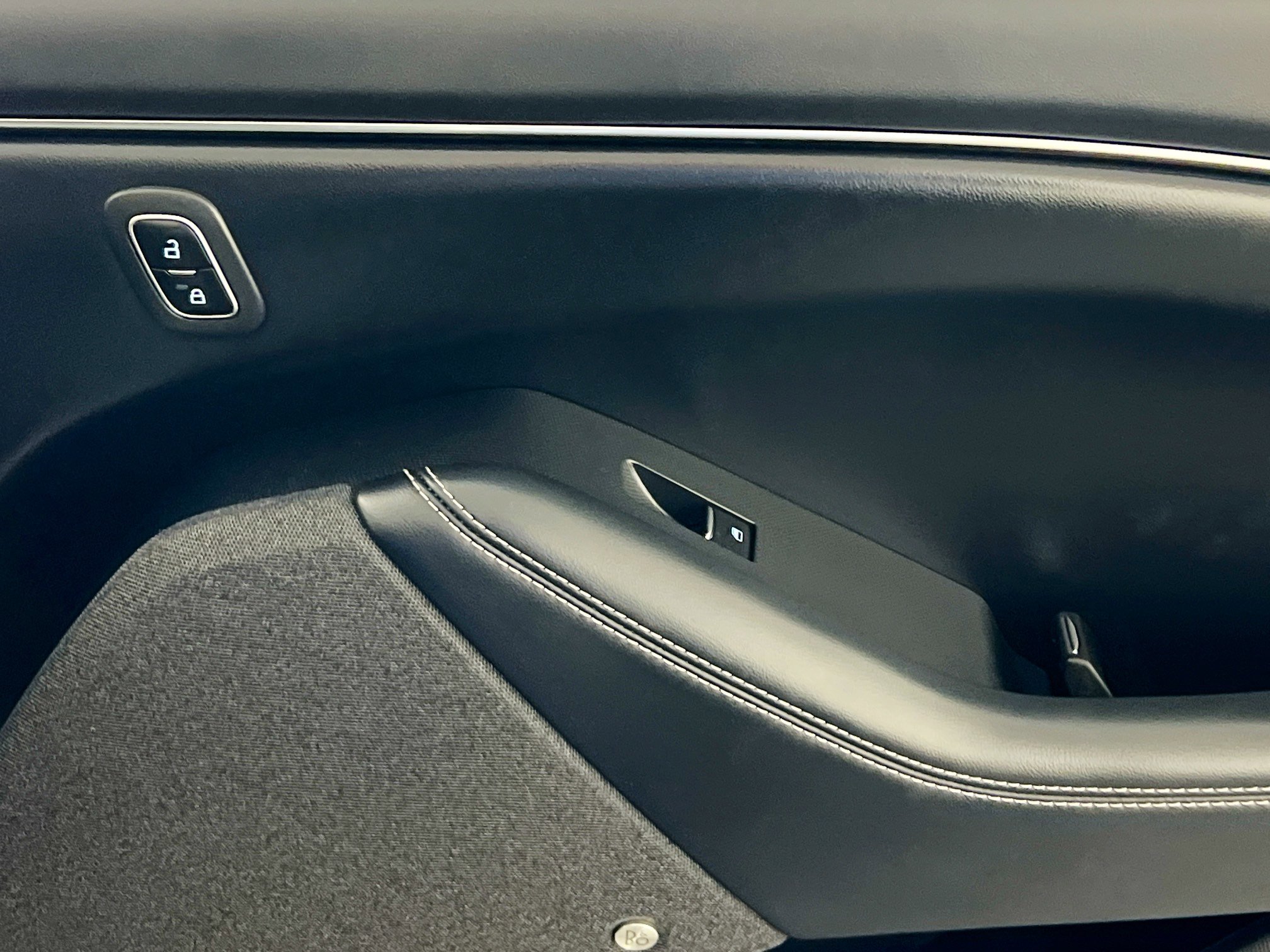 Used 2024 Ford Mustang Mach-E Premium image 32