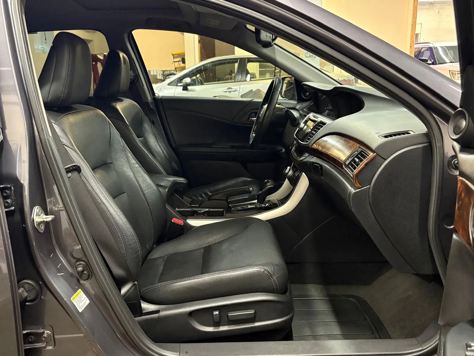 Used 2014 Honda Accord EX-L image 20