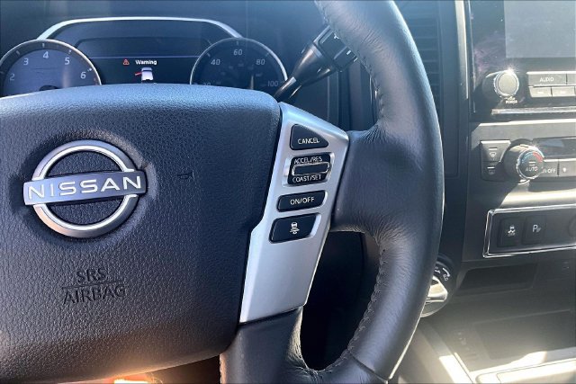 Used 2024 Nissan Titan SV w/ SV Convenience Package AWD/4WD image 13