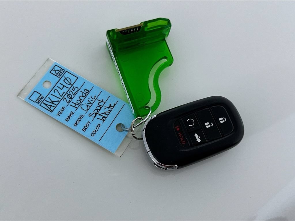 Used 2025 Honda Civic Sport image 31