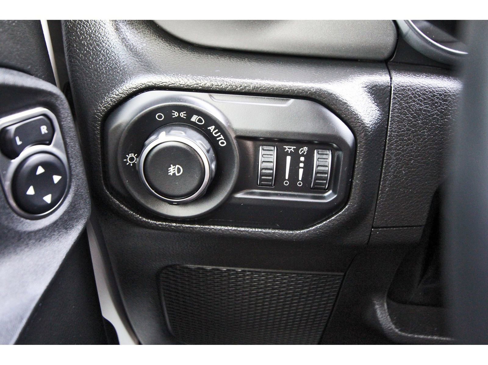 Used 2022 Jeep Wrangler Unlimited Sport S image 22