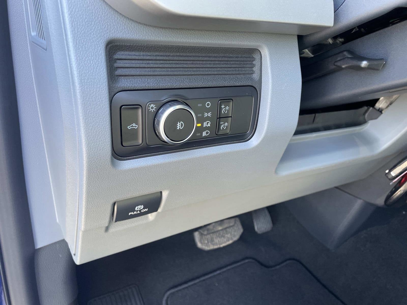 New 2026 Ford F250 XL w/ STX Appearance Package AWD/4WD image 10