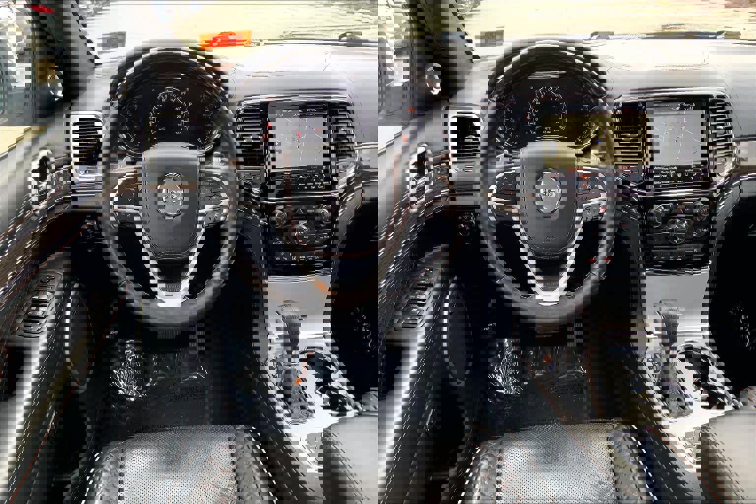 Used 2020 Jeep Grand Cherokee Summit image 5