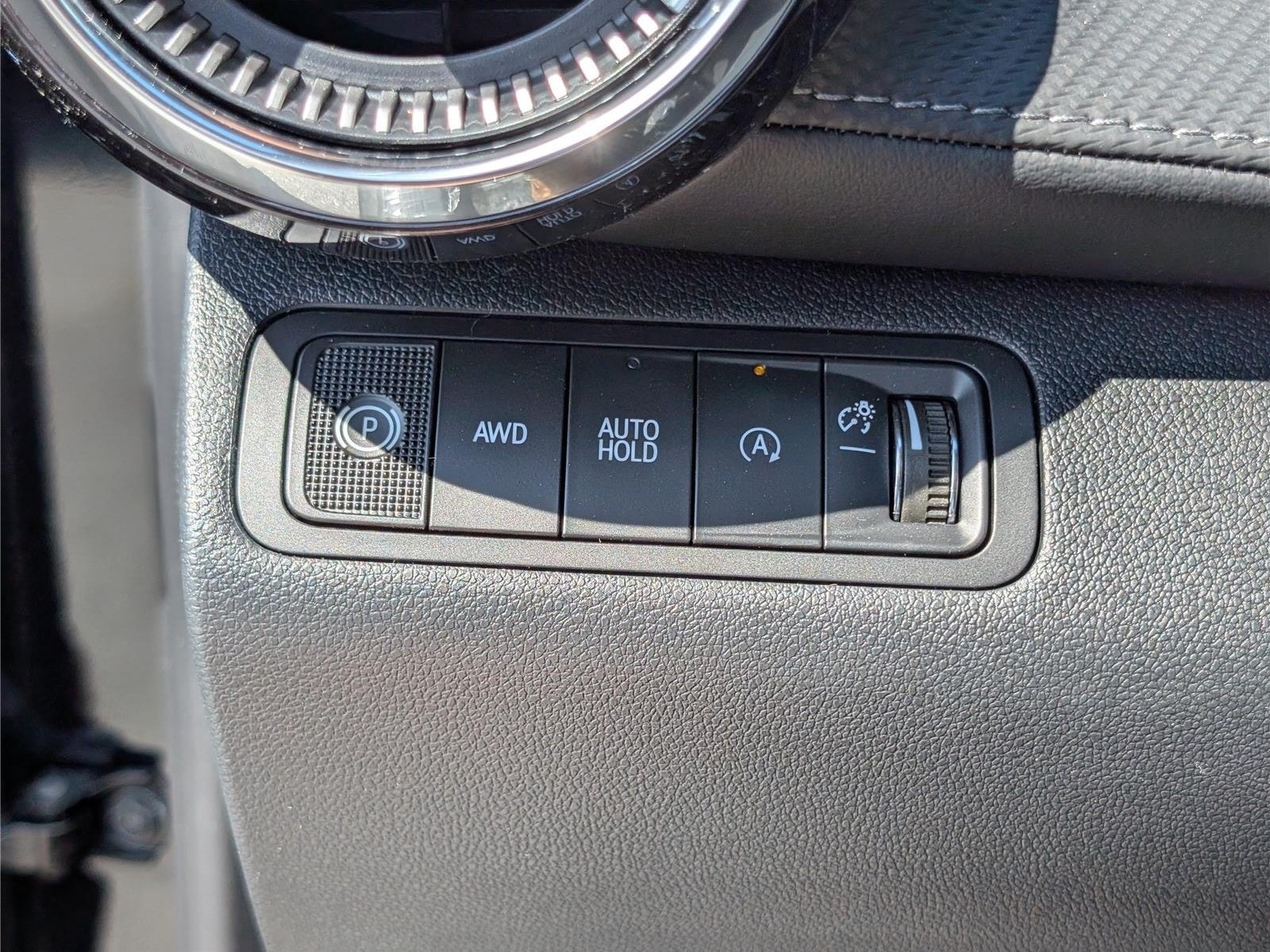 New 2027 Chevrolet Equinox LT w/ Safety and Technology Package AWD/4WD image 14