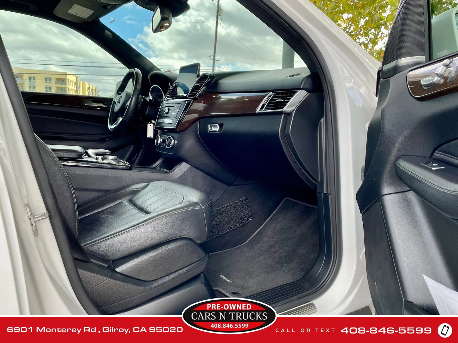 Used 2017 Mercedes-Benz GLE 350 w/ Premium 1 Package image 19