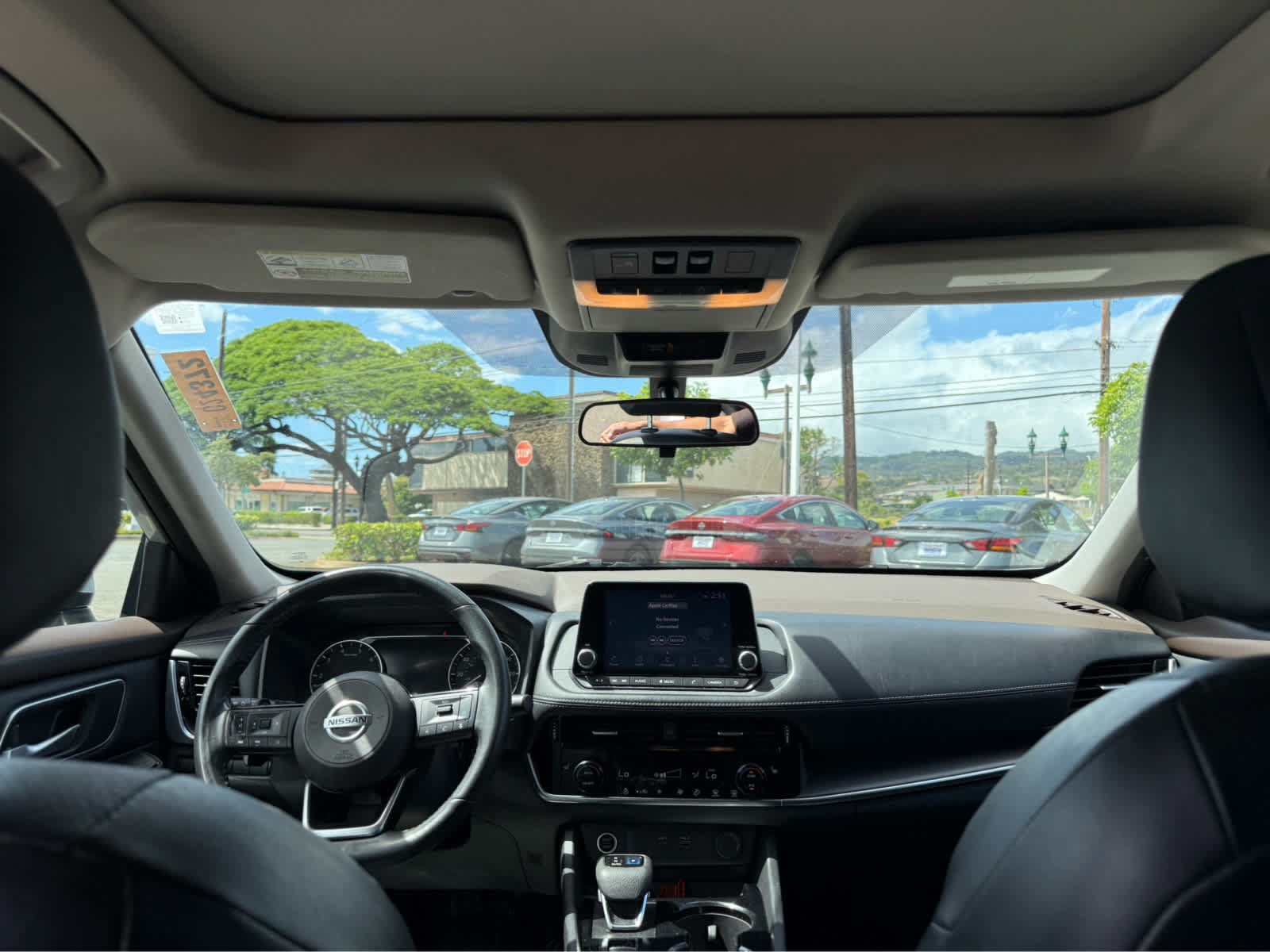 Used 2021 Nissan Rogue SV w/ Premium Package FWD image 10