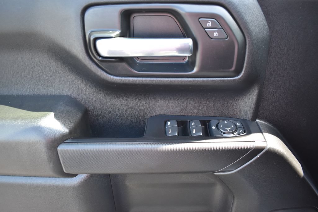 Used 2021 Chevrolet Silverado 1500 Custom RWD image 18