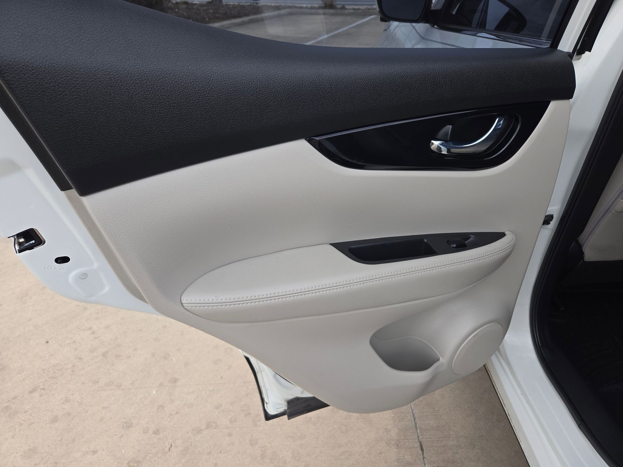 Used 2019 Nissan Rogue Sport SL image 14