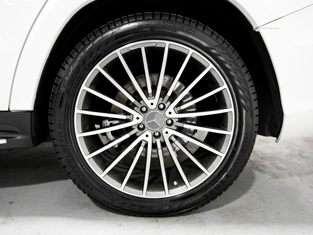 Used 2014 Mercedes-Benz GL 550 4MATIC image 39