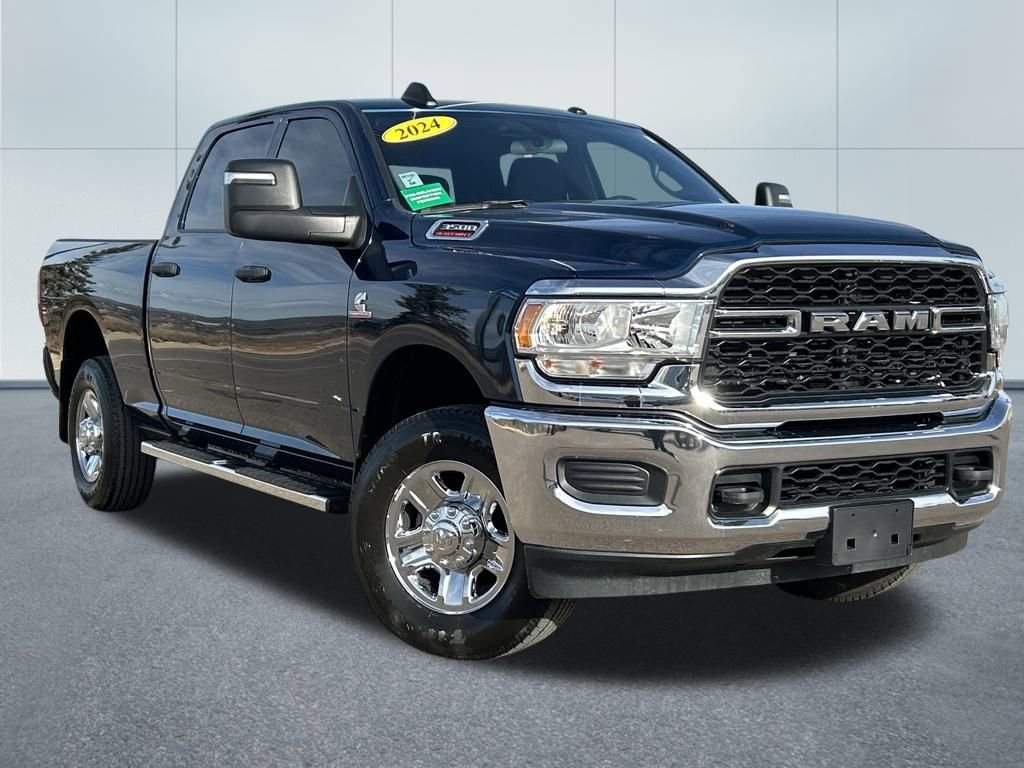 Used 2024 RAM 3500 Tradesman w/ Chrome Appearance Group image 35