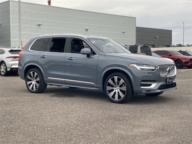 Used 2021 Volvo XC90 T6 Inscription w/ Lounge Package image 4