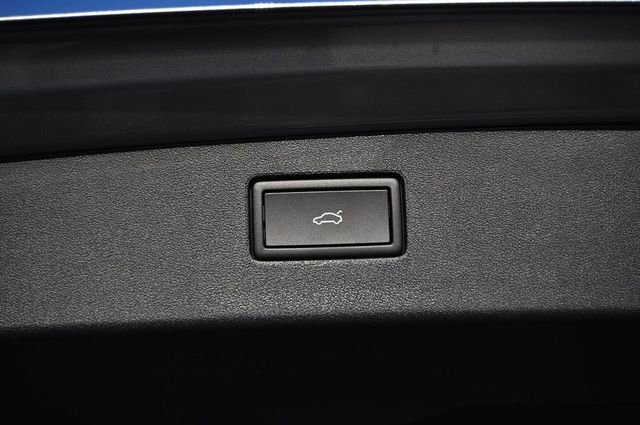 New 2026 Volkswagen Tiguan SE image 25