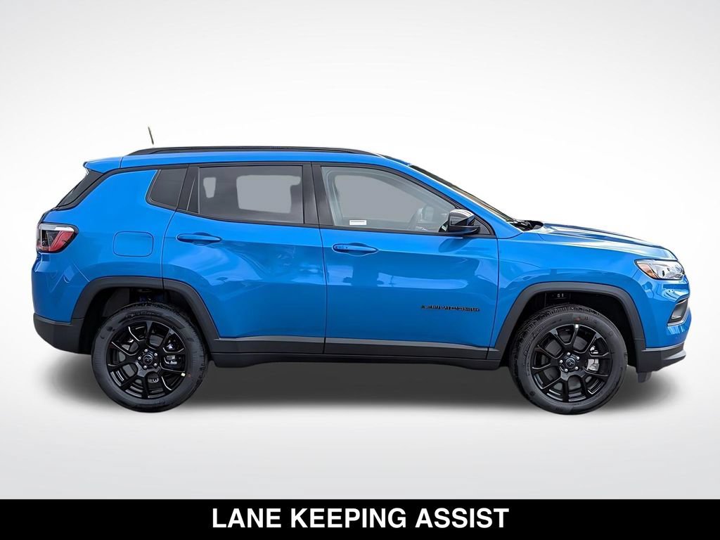 New 2026 Jeep Compass Latitude AWD/4WD image 9