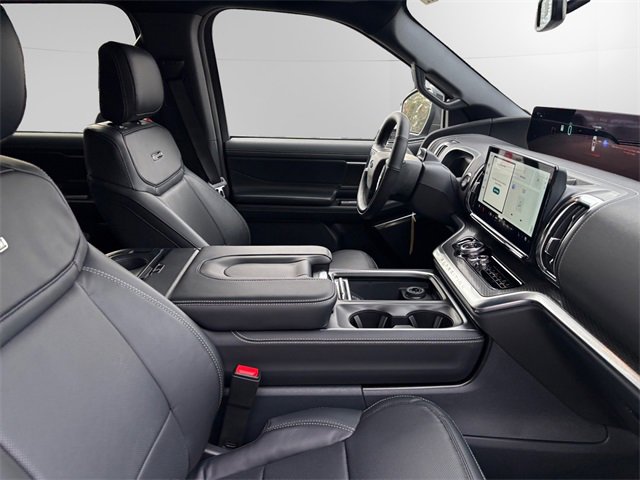 New 2025 Ford Expedition Platinum w/ Stealth Performance Package image 15