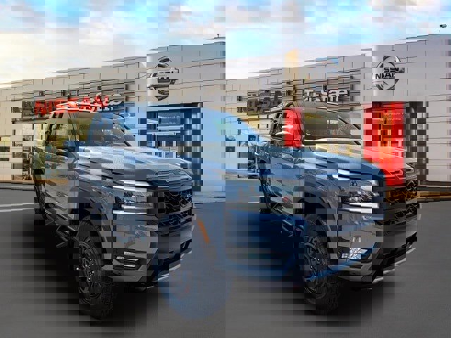 New 2026 Nissan Frontier PRO-4X w/ Pro-4x Convenience Package