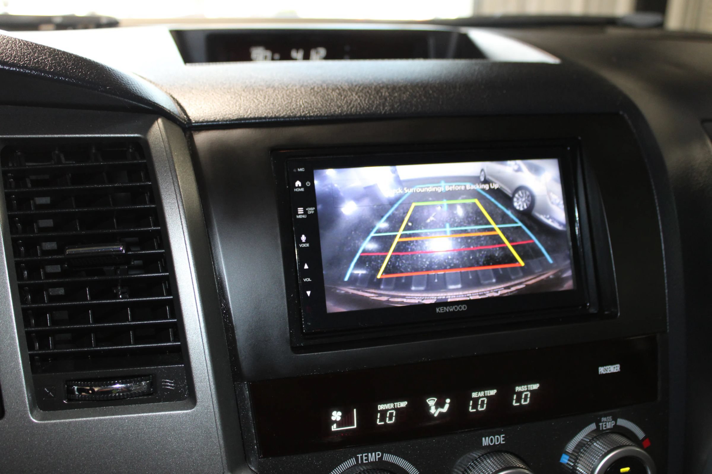 Used 2014 Toyota Sequoia Platinum RWD image 15