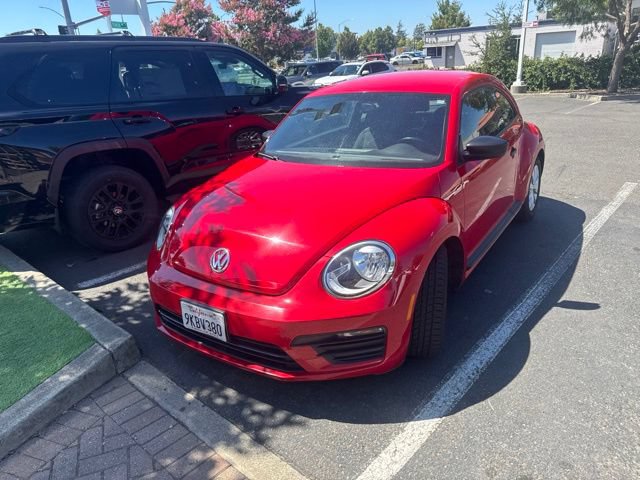 Used 2018 Volkswagen Beetle 2.0T S FWD image 12