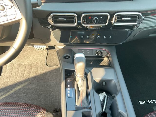 New 2026 Nissan Sentra SR w/ Floor Mat Package FWD image 13
