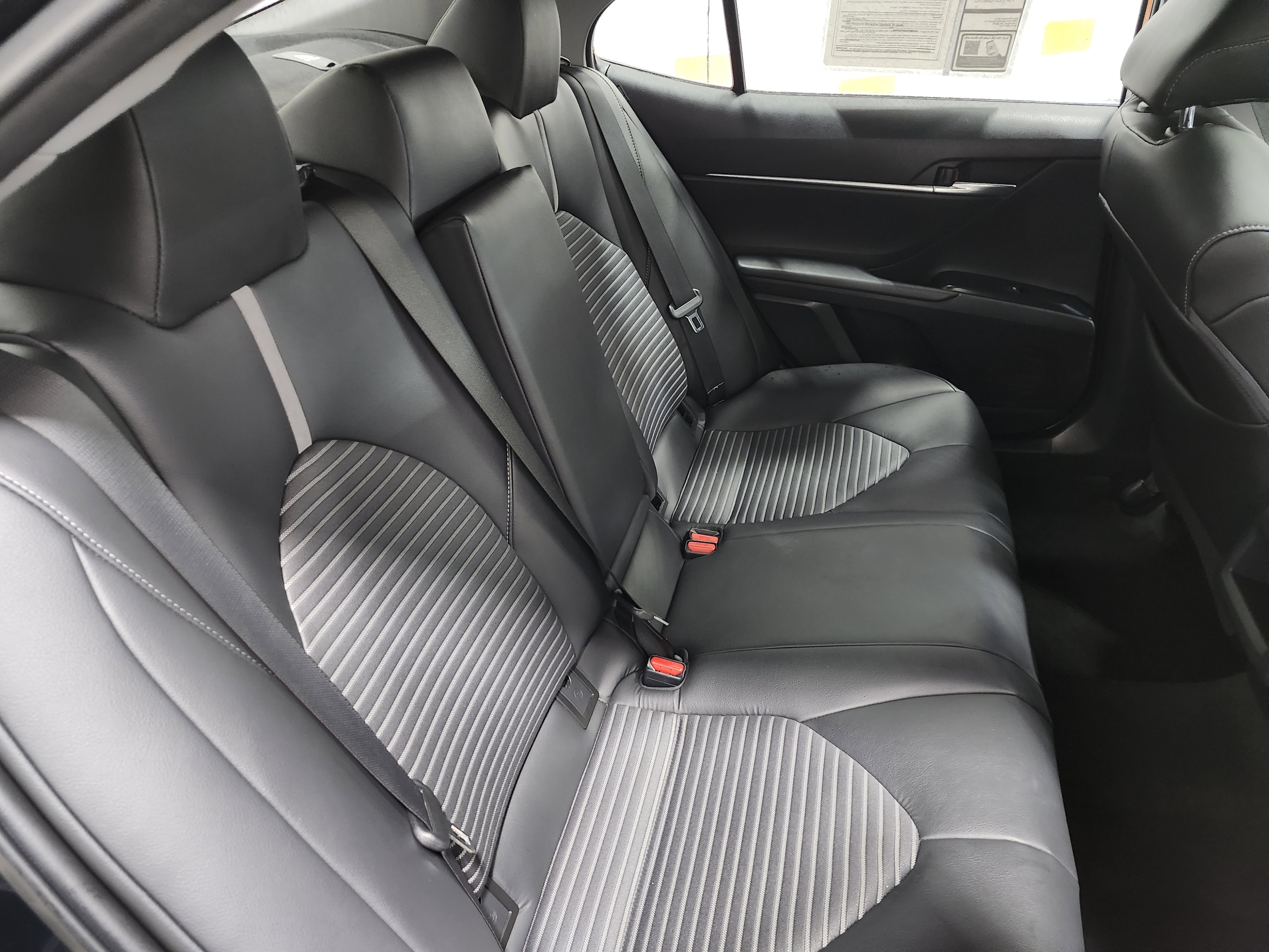 Used 2018 Toyota Camry SE w/ Audio Package image 22