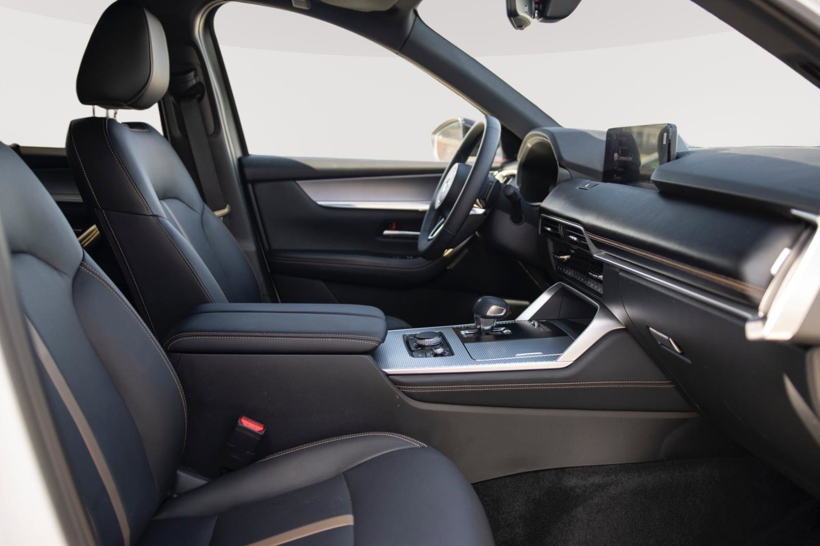 Used 2025 MAZDA CX-70 3.3 Turbo S w/ Premium Package image 18