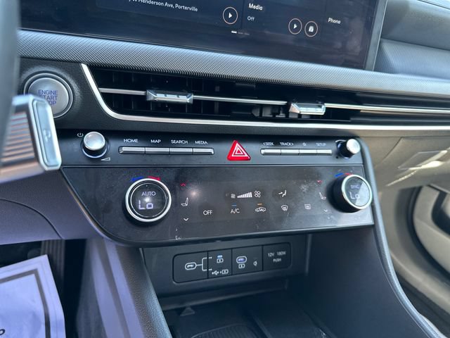 Used 2024 Hyundai Sonata SEL w/ Convenience Package FWD image 17