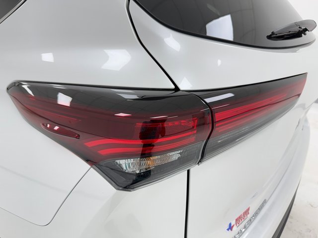 New 2026 Toyota Highlander XLE image 36