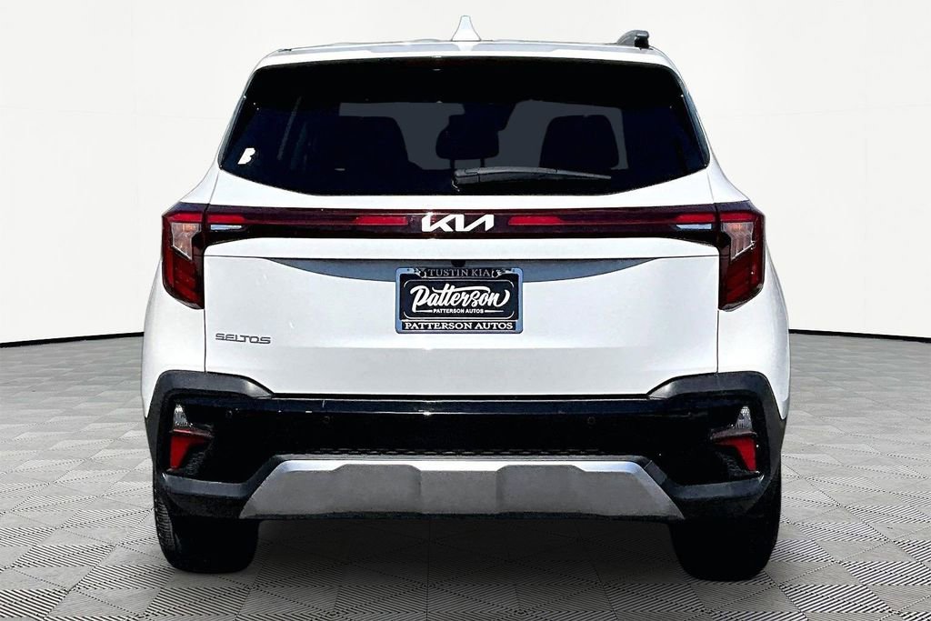 Used 2025 Kia Seltos EX FWD image 5