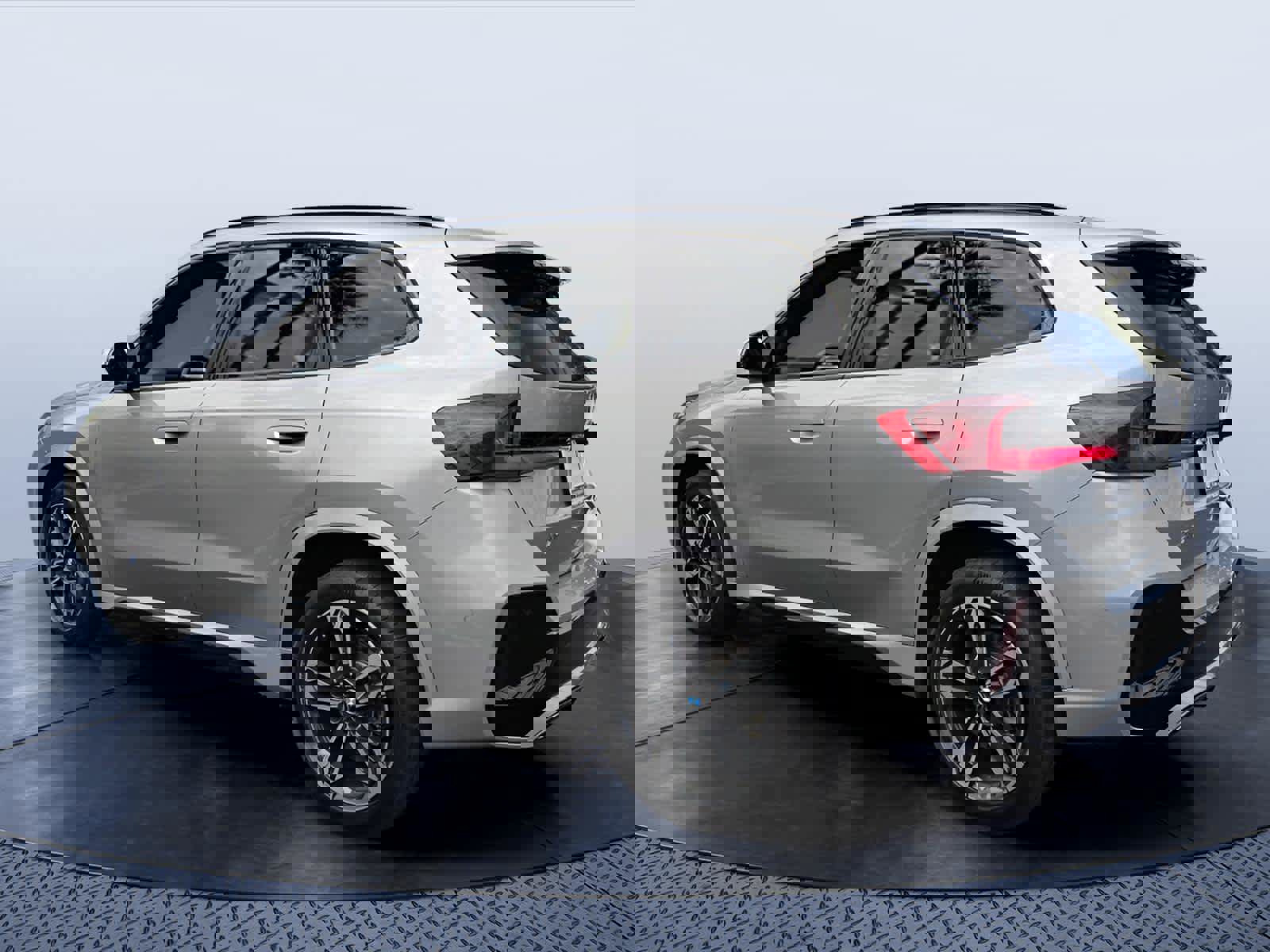 Certified 2023 BMW X1 xDrive28i w/ Premium Package AWD/4WD image 4