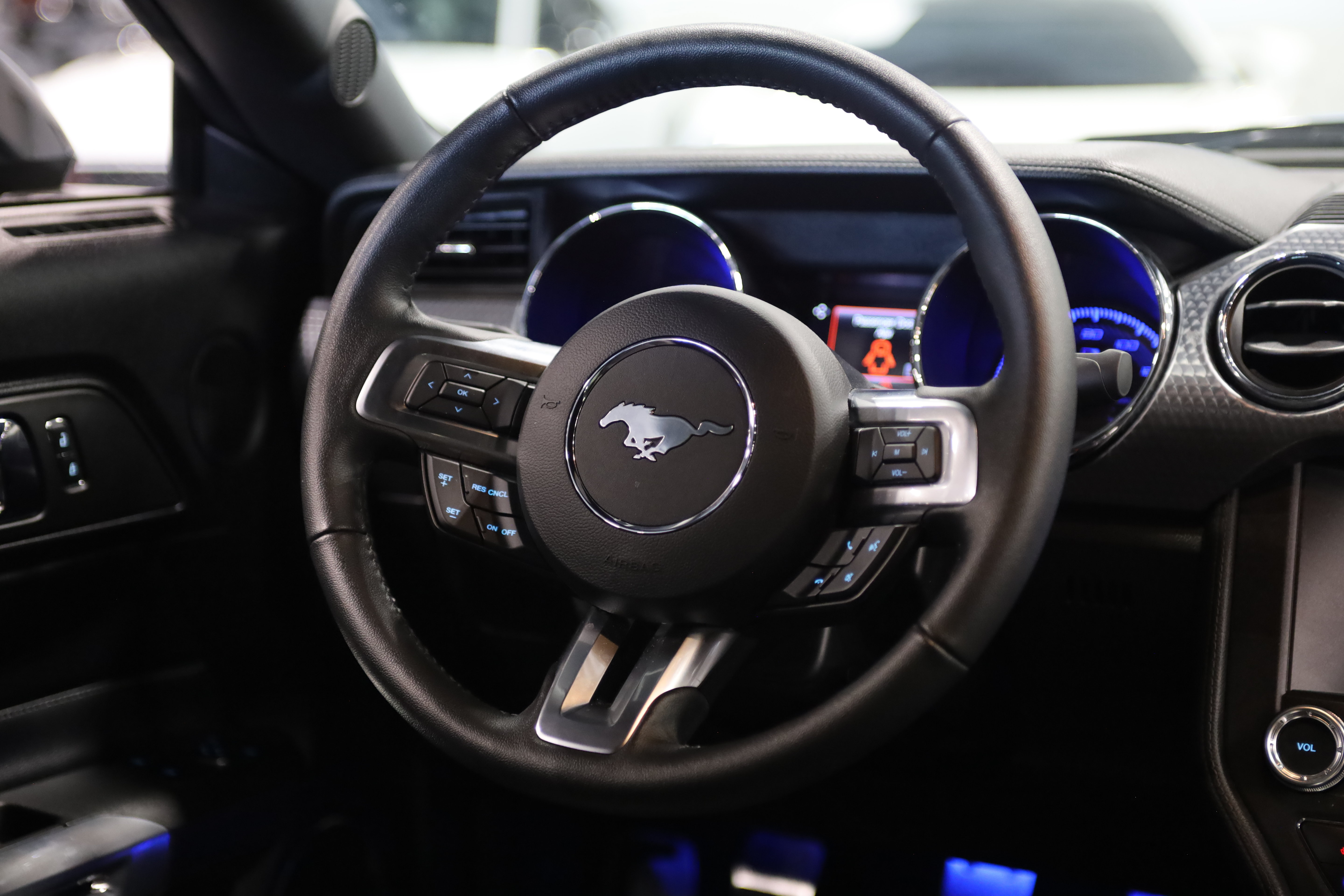 Used 2017 Ford Mustang GT Premium w/ GT Performance Package RWD image 26