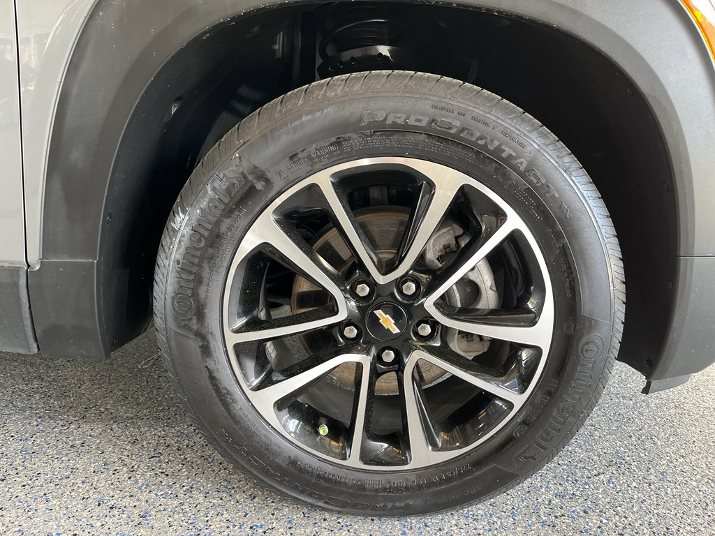Used 2025 Chevrolet TrailBlazer LT FWD image 31