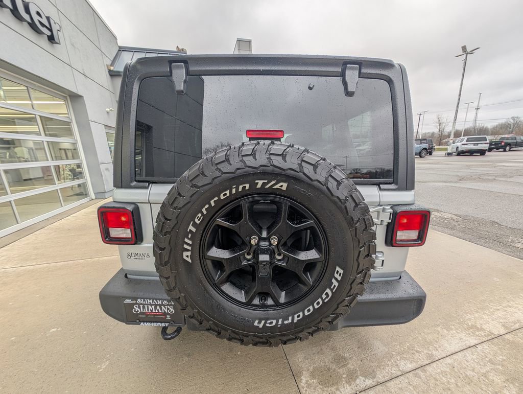 Used 2022 Jeep Wrangler Unlimited Willys image 10