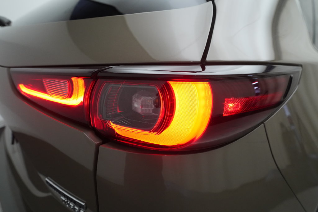 Certified 2024 MAZDA CX-5 Carbon Edition AWD/4WD image 31