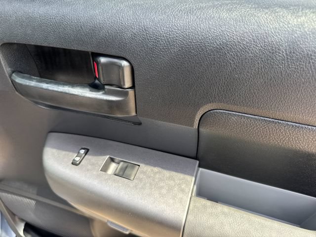 Used 2010 Toyota Tundra 4x4 Double Cab image 17