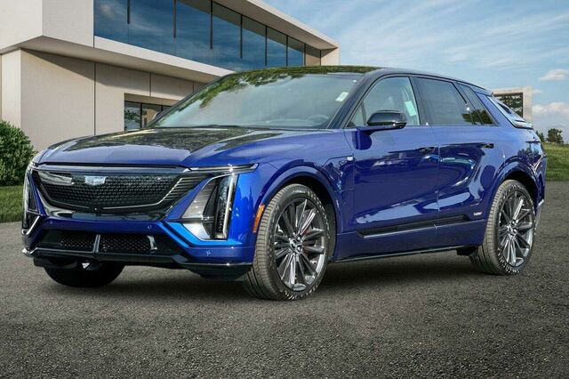 New 2026 Cadillac Lyriq V w/ LPO, Floor Liner Package image 8