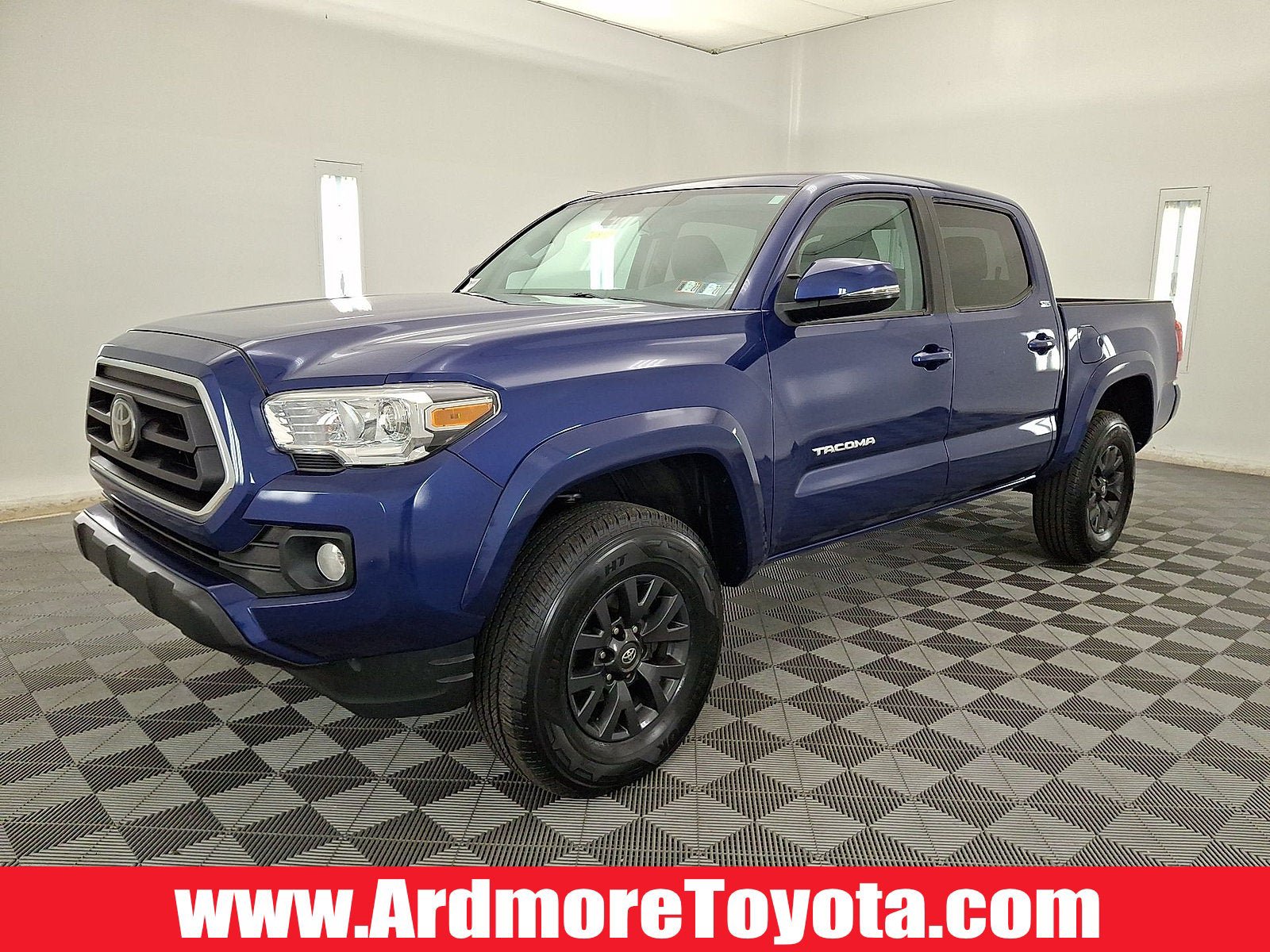 Certified 2023 Toyota Tacoma SR5 w/ Technology Package AWD/4WD image 1