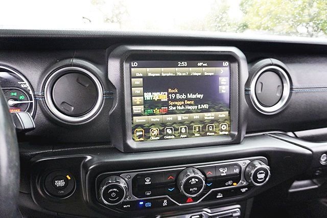 Certified 2021 Jeep Wrangler Unlimited Rubicon 4xe image 35