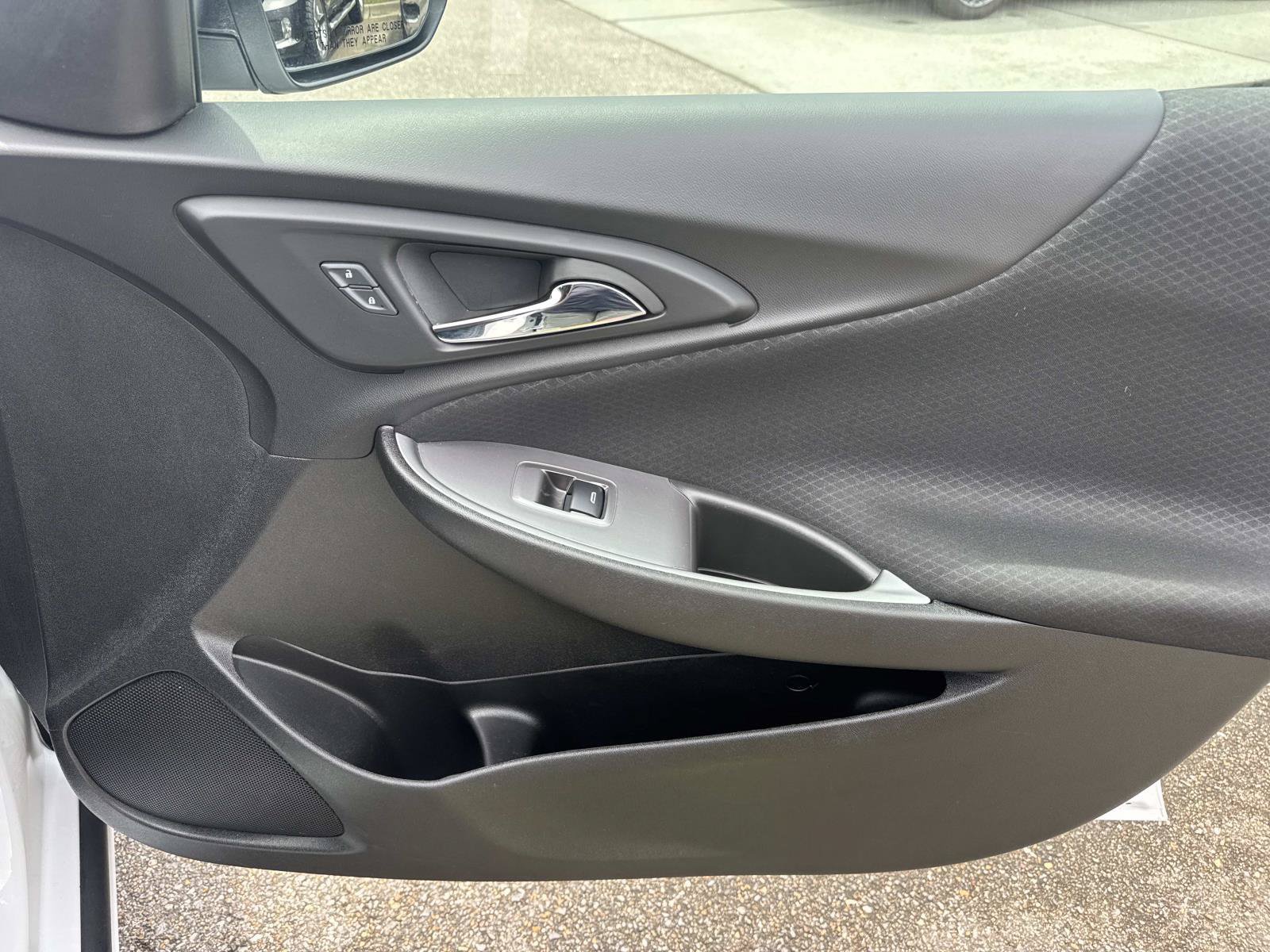 Used 2025 Chevrolet Malibu LT FWD image 14