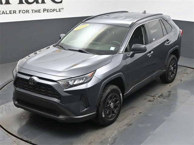Used 2019 Toyota RAV4 LE image 44