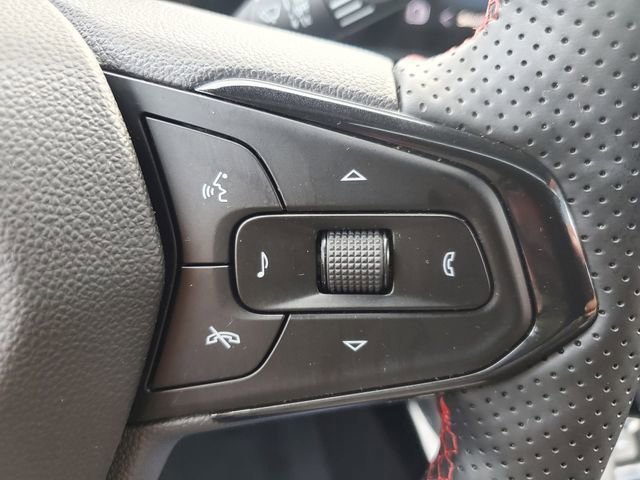 Certified 2024 Chevrolet Trax RS w/ Sunroof Package image 23