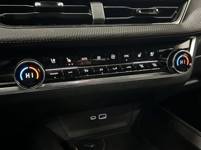 Certified 2025 Chevrolet Equinox RS w/ Safety and Technology Package image 18